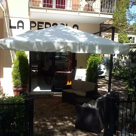 Ξενοδοχείο La Pergola *